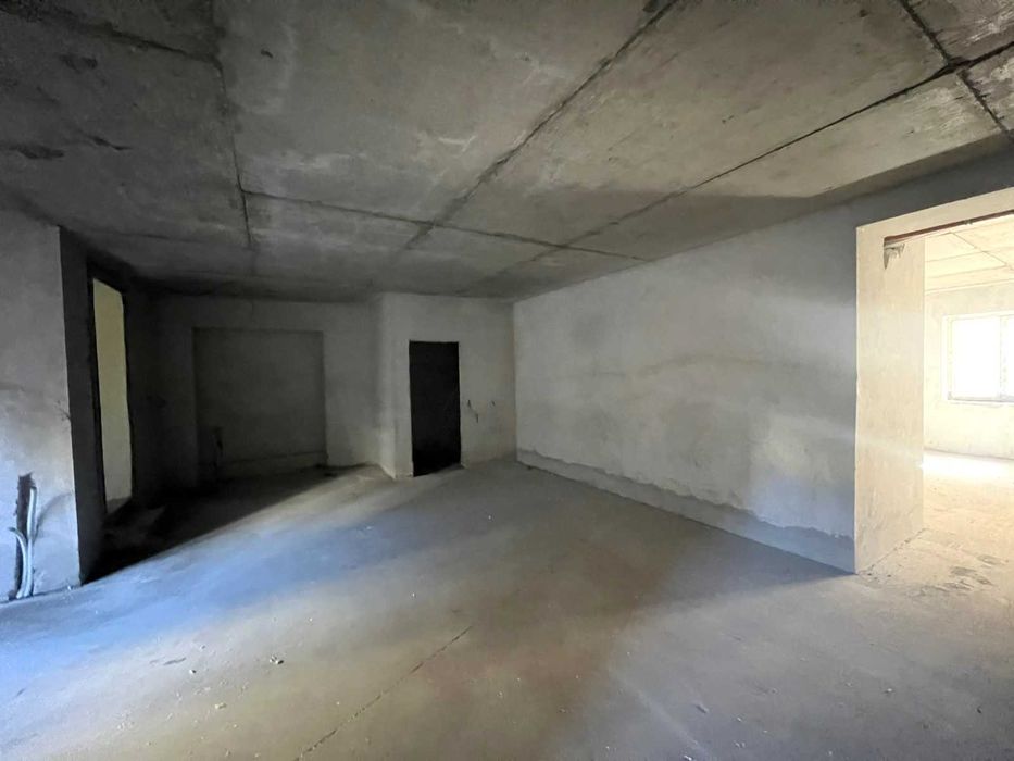 Оренда комерційного приміщення 86 м² Фасад ЖК Софія Резіденс