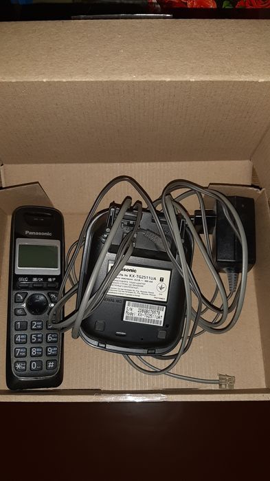 Продаётся радиотелефон Panasonic  KX-TG 2511 UA рабочий