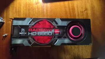 Продам  Видеокарту AMD Radeon HD6950 XFX