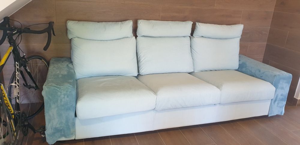 Sofá 3 lugares em tecido