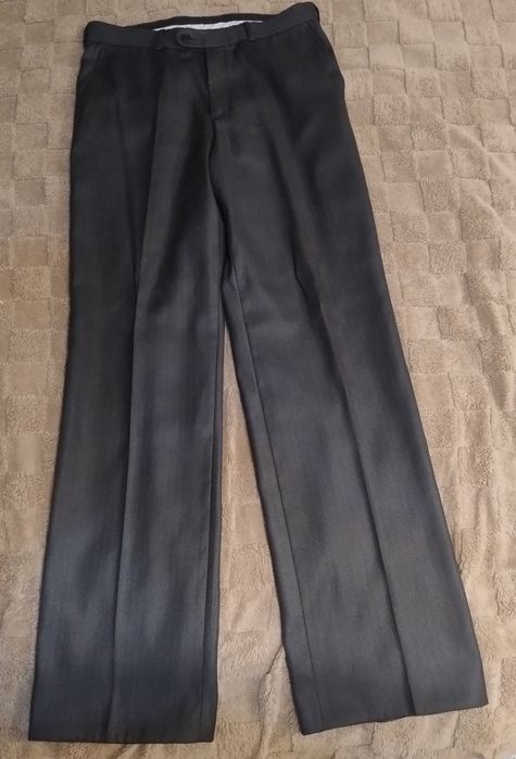 Garnitur męski firmy CLAN