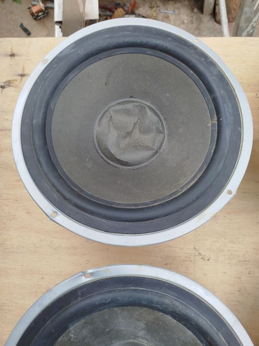 Stare głośniki cztery sztuki średnica 27 cm