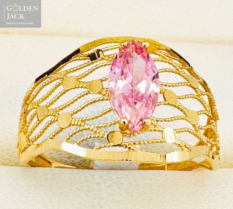 Złoty pierścionek fioletowy kamień ażurowe złoto pr. 585 roz. 20 1,66g