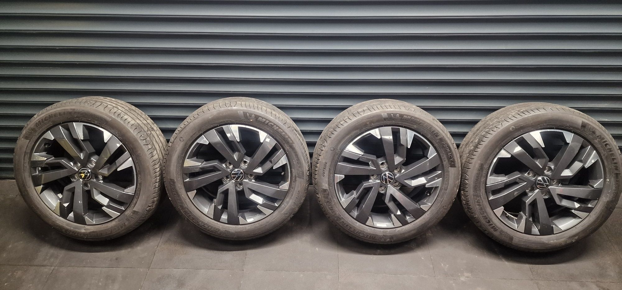 Koła letnie VW CALIFORNIA Multivan T5 T6 T6.1 T7   235 50 R18