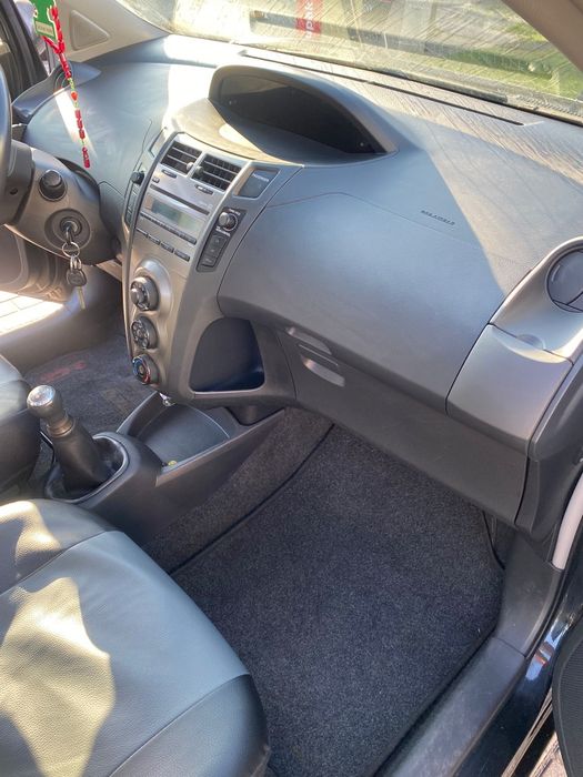 Toyota Yaris II, 1.0, benzyna
