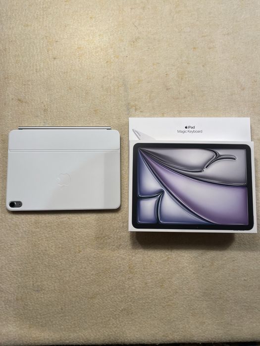 Novo: Ipad Air M3 11’ (2025) Wi-fi  256Gb + Magic Key board