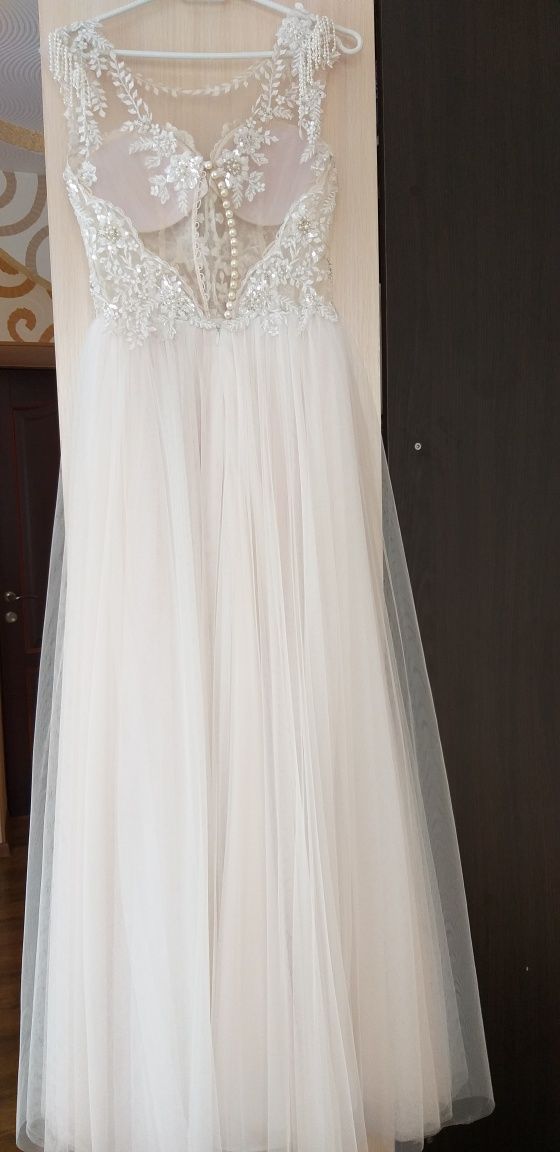 Випускна/весільна сукня айворі
