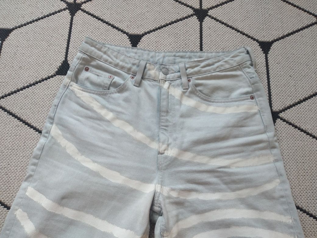 Jeansy w pasy z ,,farby" rozmiar L/40