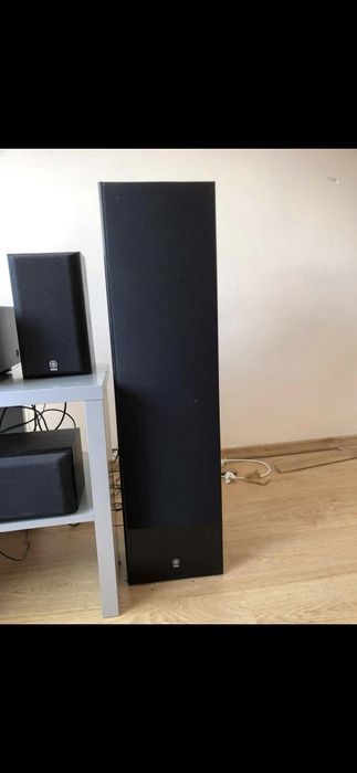 Kino domowe Yamaha rx-V481 plus oryginalne głosniki Yamaha łącznie 6