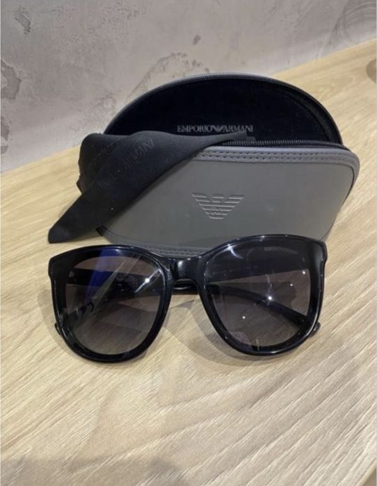 Солнцезащитные очки женские Emporio Armani оригинал