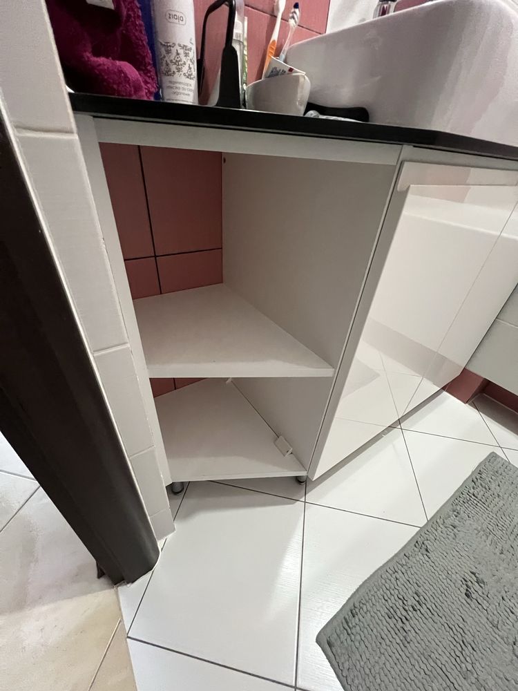 Meble łazienkowe