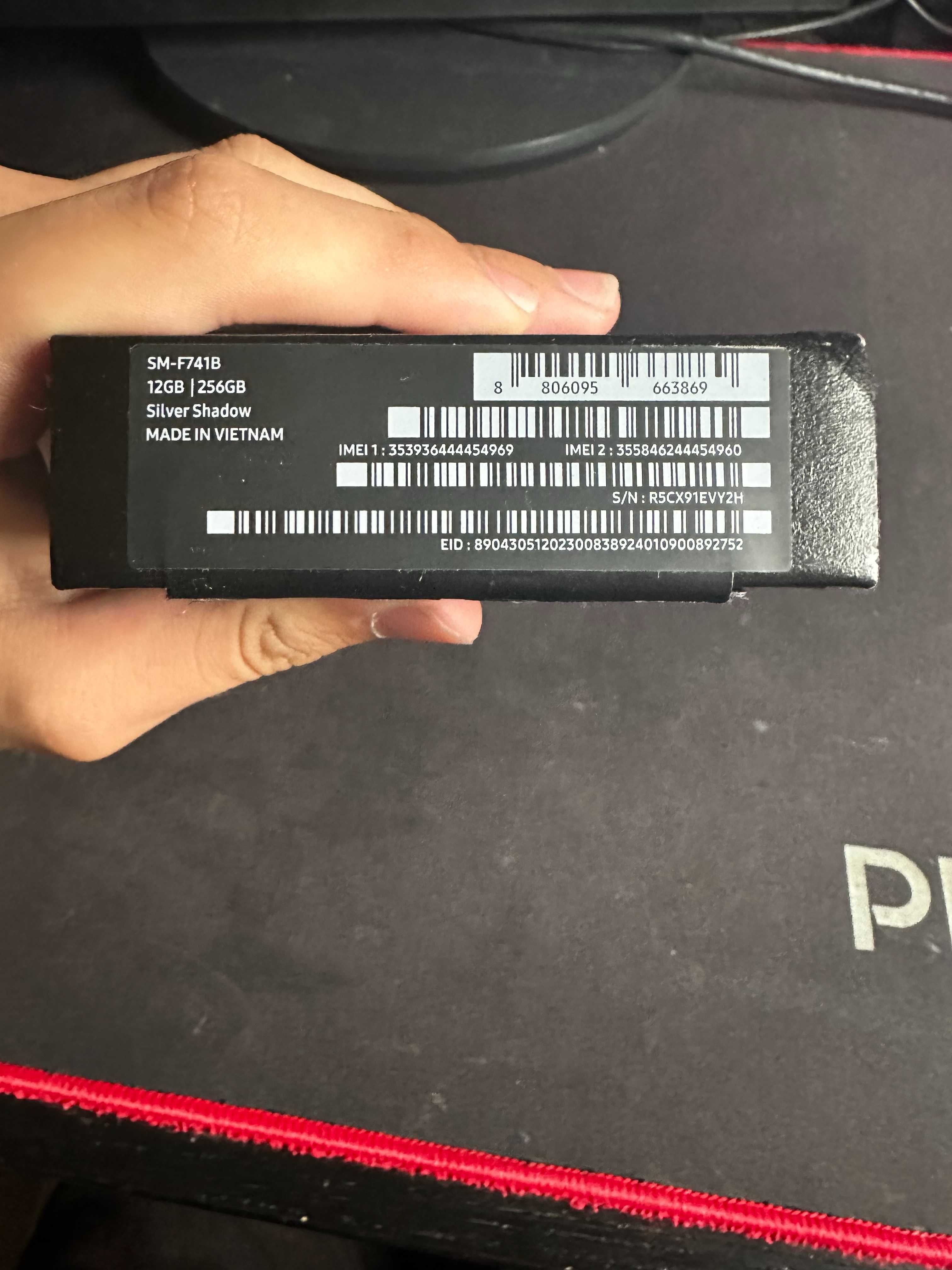 Samsung Galaxy Z Flip 6 256 GB Srebrny