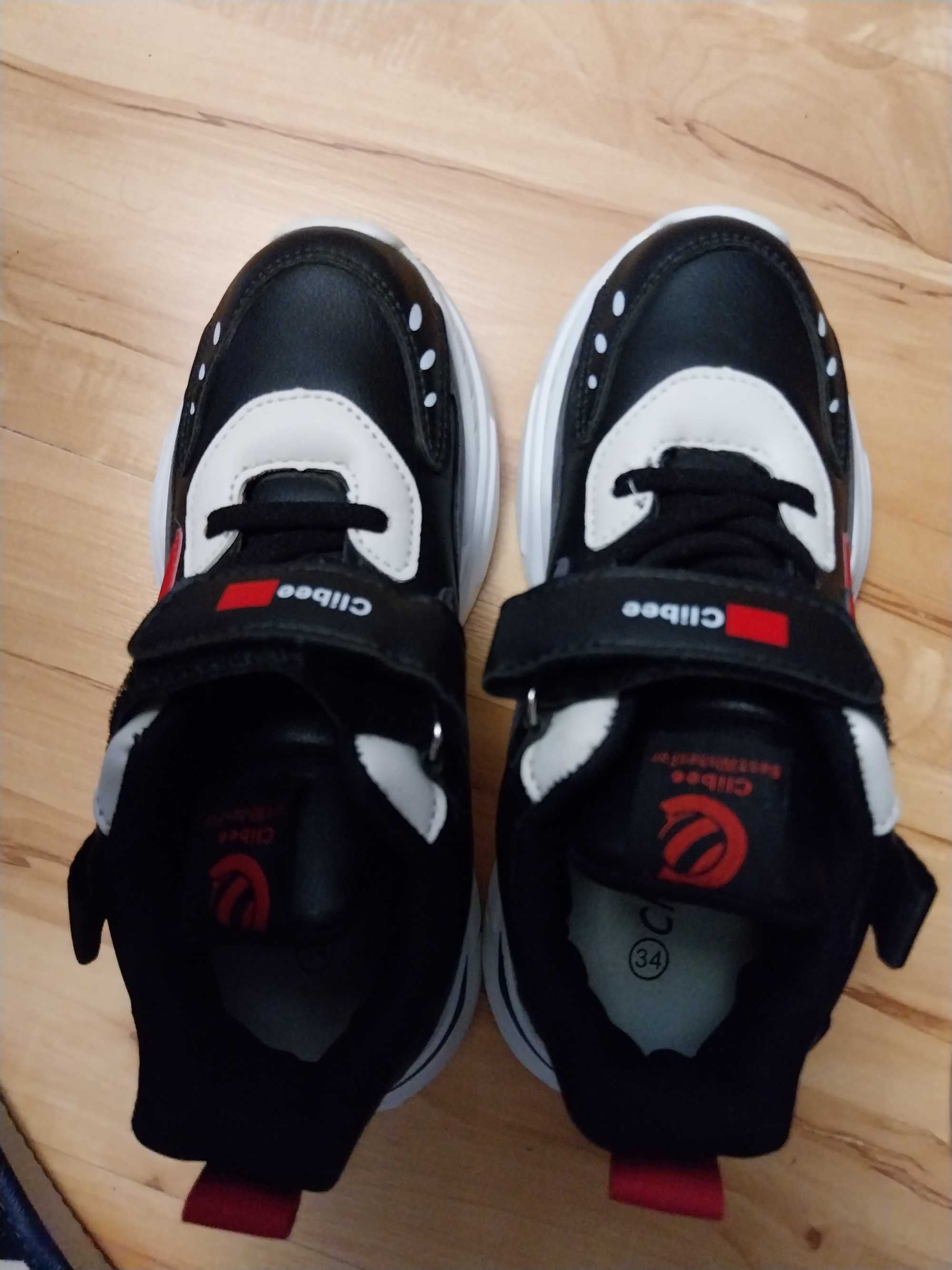 Nowe Adidasy chłopięce clibee roz 32