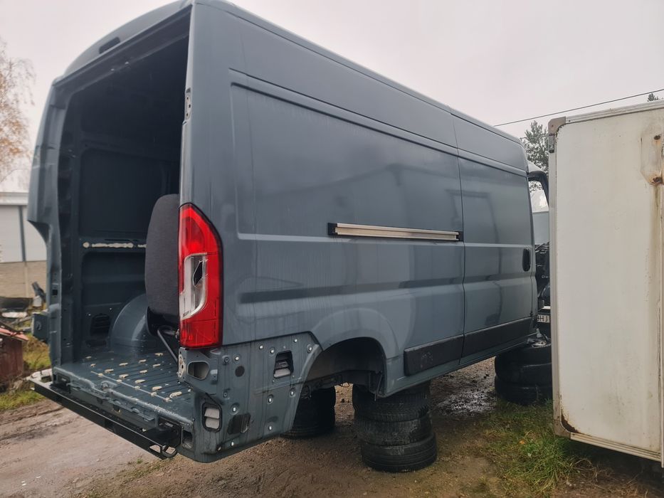 Cwiartka dach bok tylny pas podloga ducato Jumper boxer 22 rok . Igła.