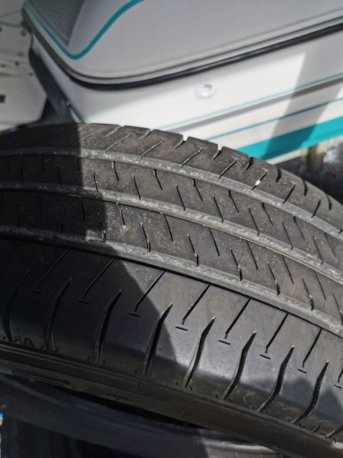 Opony letnie 235/65R/16C Falken