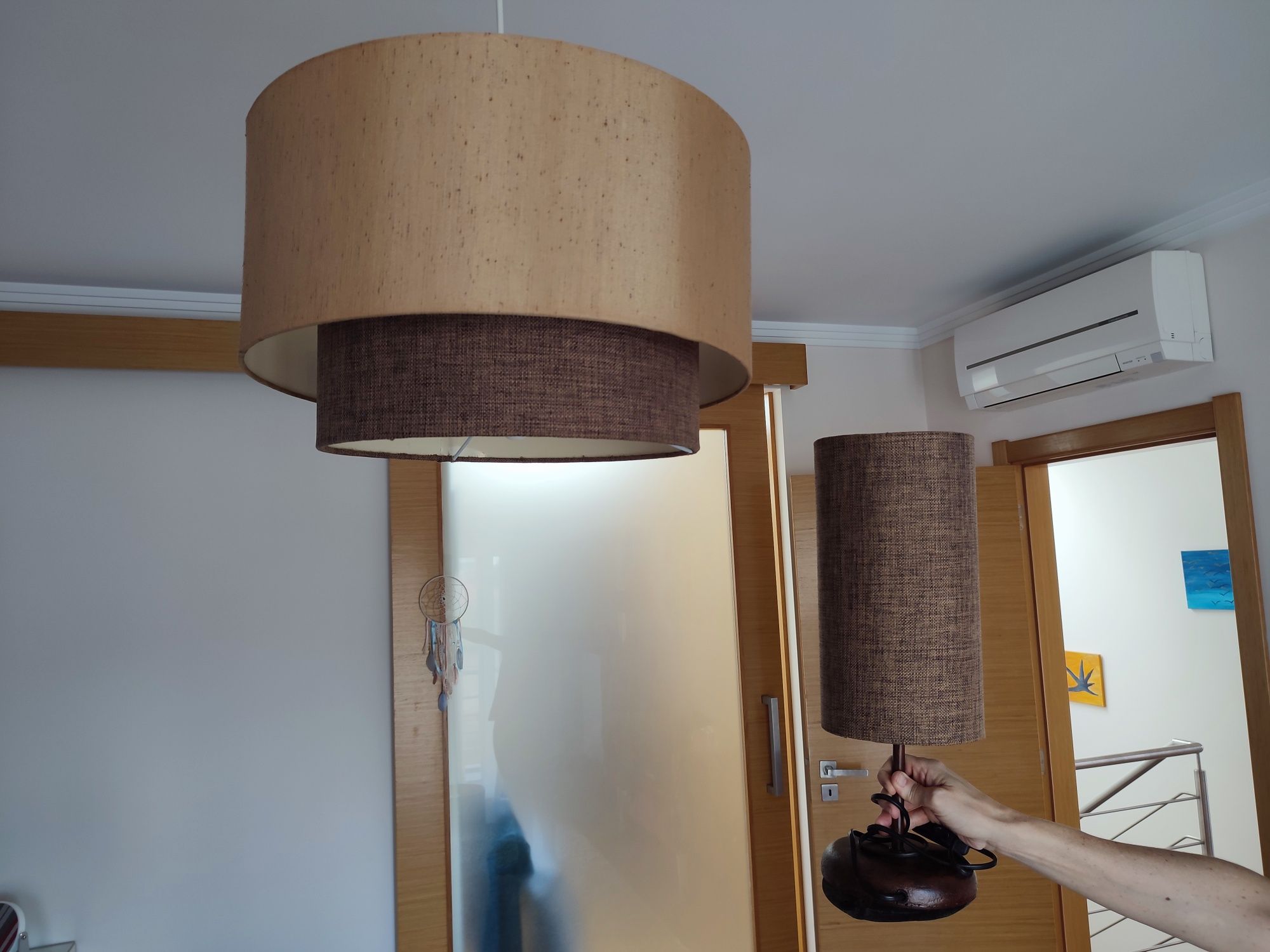Conjunto de Candeeiros teto e mesa