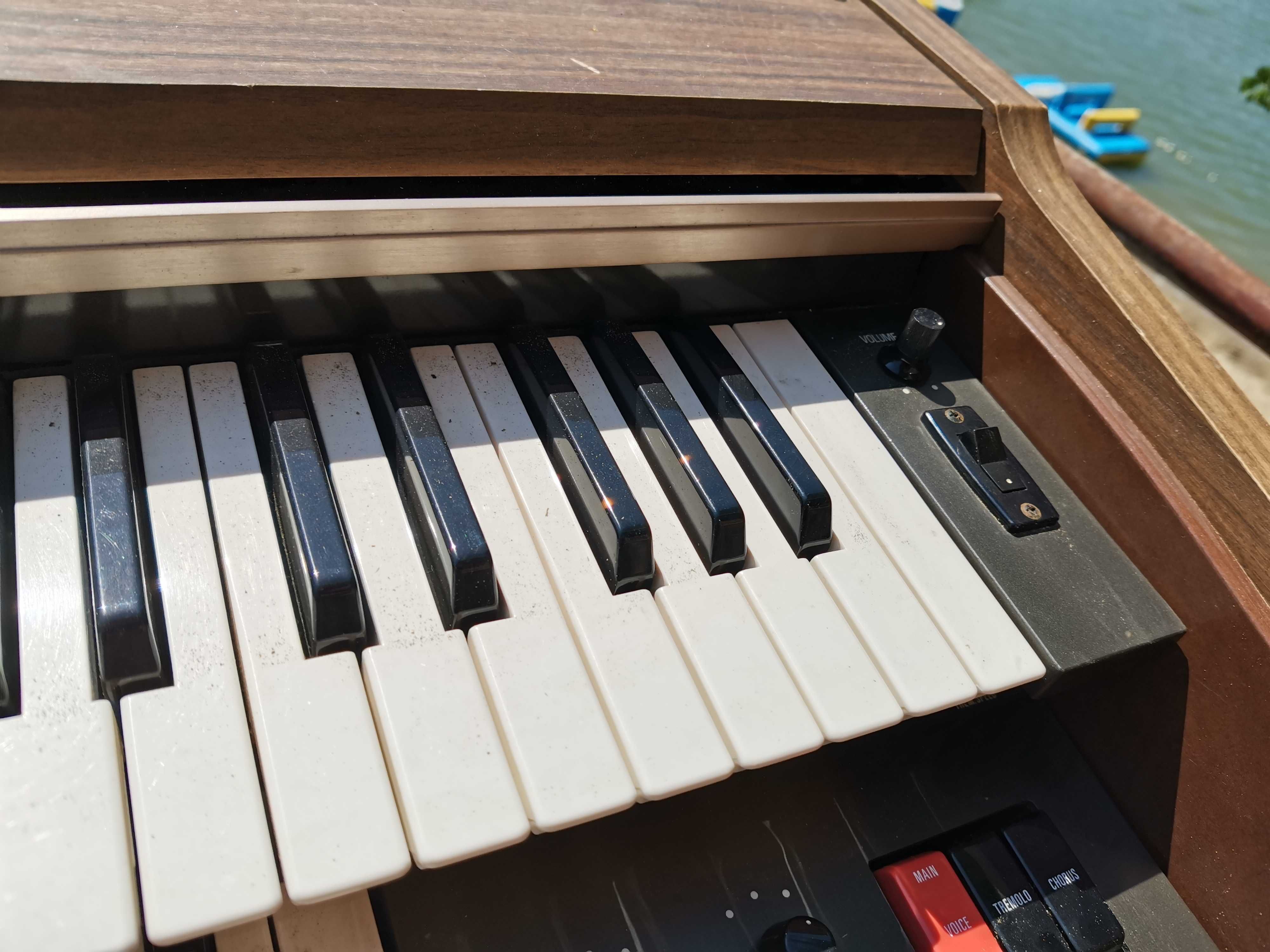 Yamaha organy dwurzędowe B-10A, ORYGINAŁ, z głośnikiem, sprawne