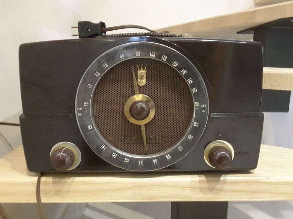 Радіоприймач ламповий Zenith H725 Made in USA