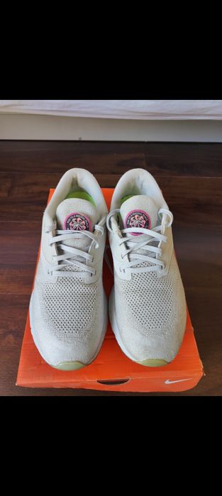 Nike Odyssey React Flyknit 2 Perfect Running Shoe