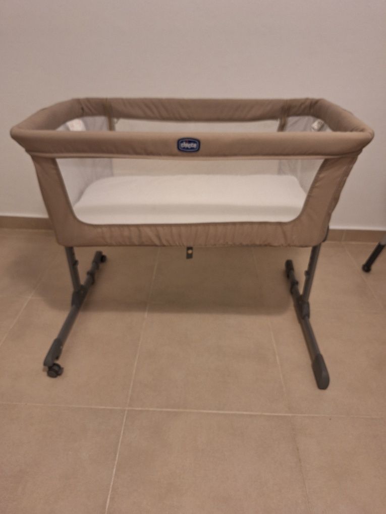 Berço Next2me CHICCO cor bege