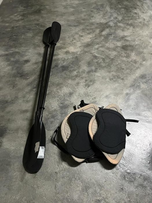 KAYAK 3 lugares (2 adultos + 1 criança))