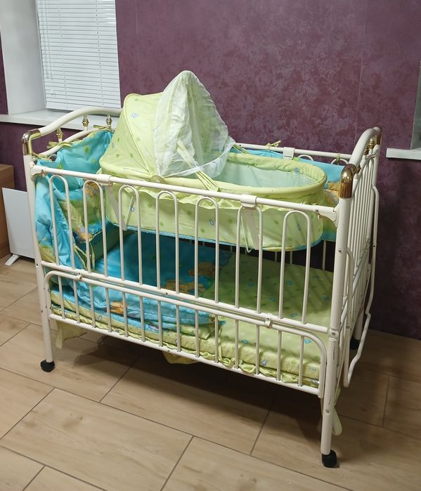 Металічне дитяче ліжко трансформер geoby з колискою