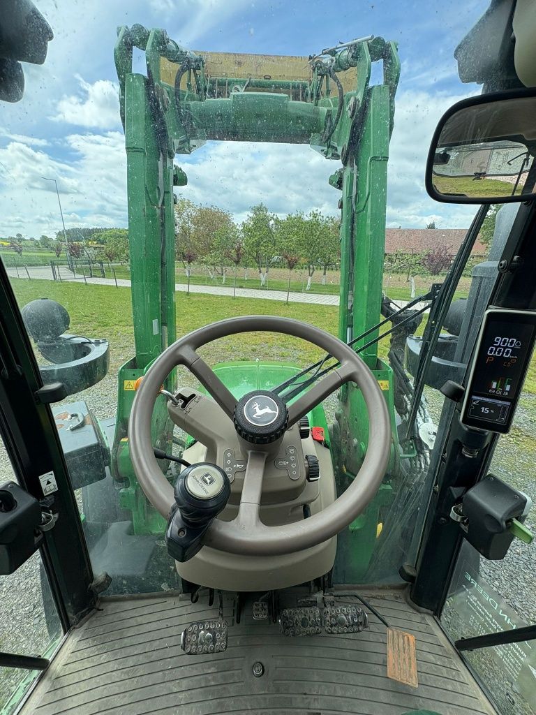 John Deere 5125R rok 2018 Tuz Ładowacz