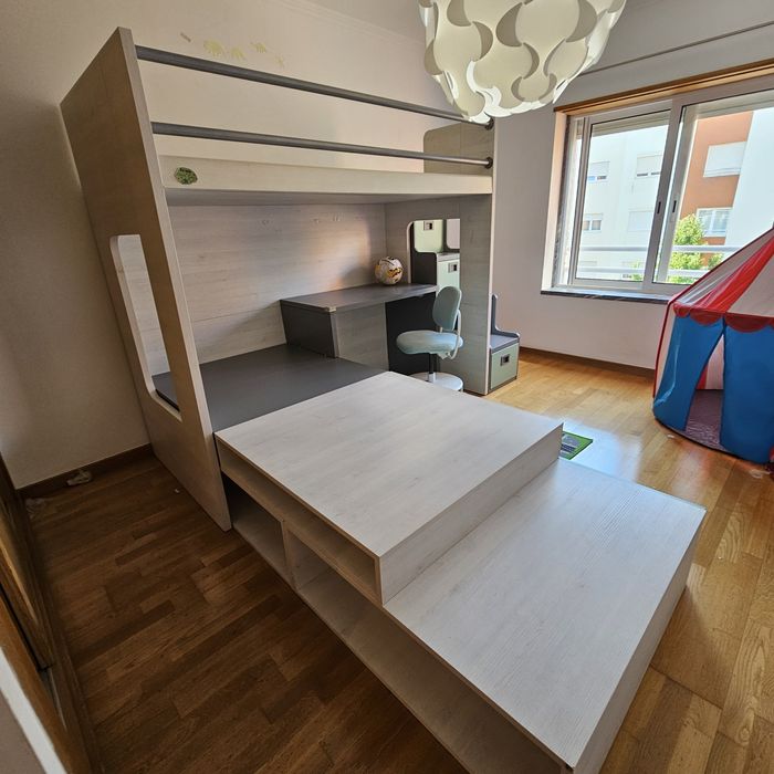 Beliche com secretária