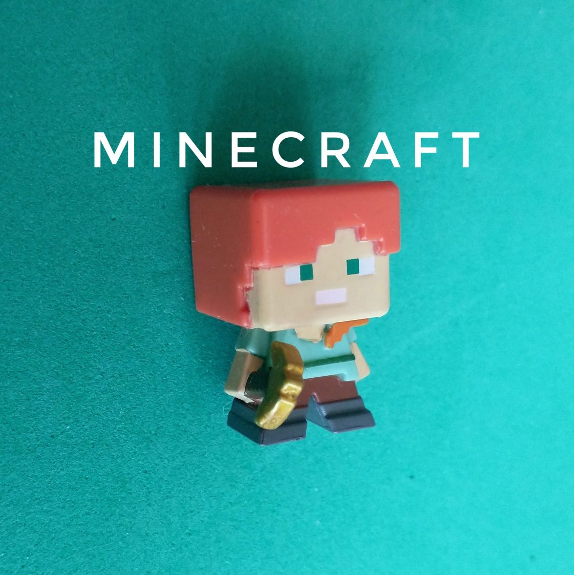 Figurka Minecraft Mini figurka ALEX z kilofem / oryginalna nie lego.