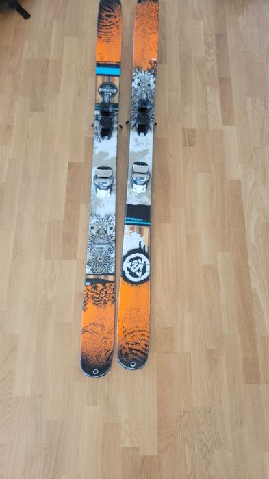 k2 skityr frirayd  vollki