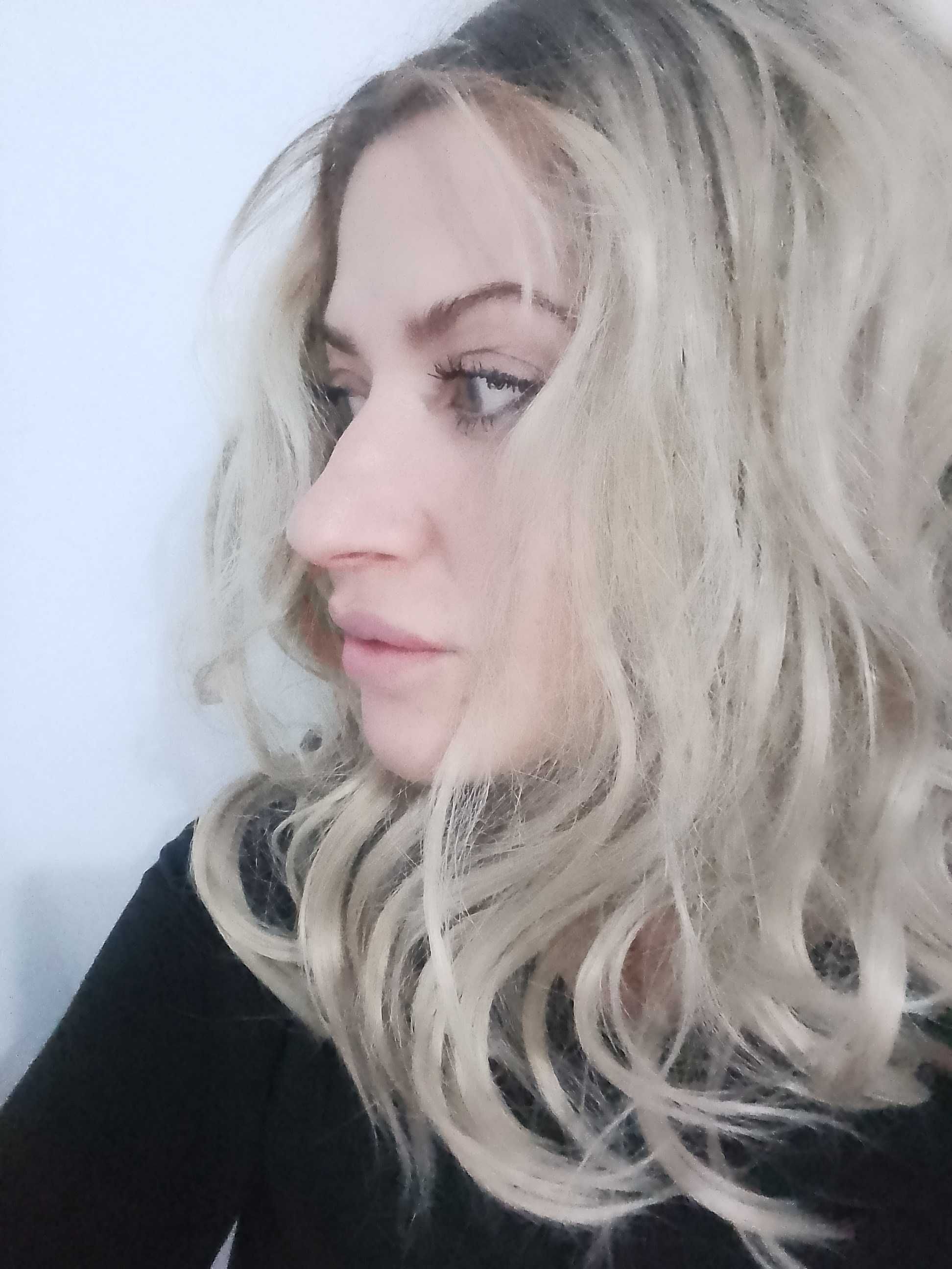 Piękne peruka blond ombre bob