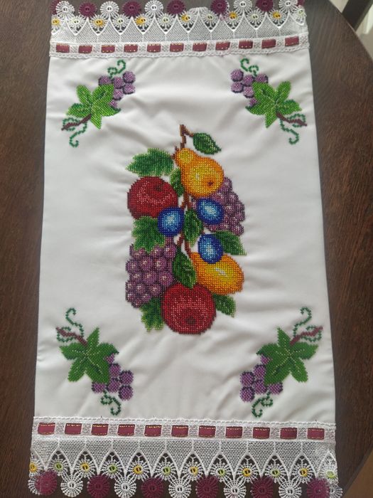 Вишиті рушники бісером