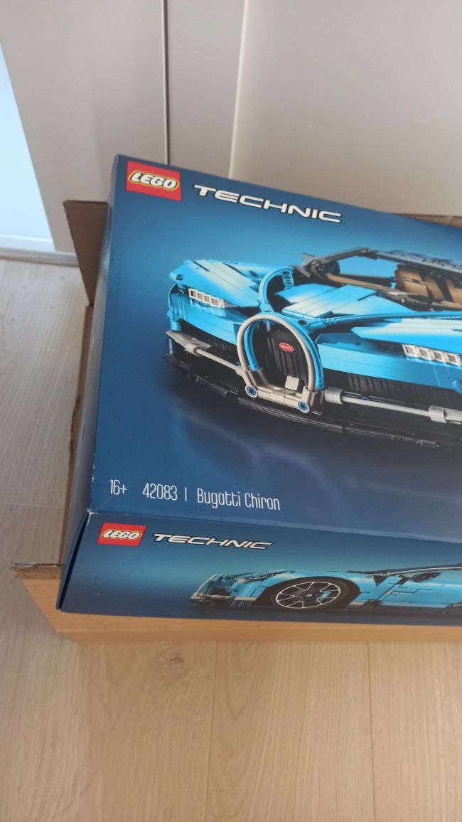 Lego Technic Bugatti Chiron 42083