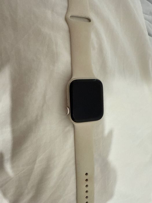Apple Watch SE 2024 celular + gps