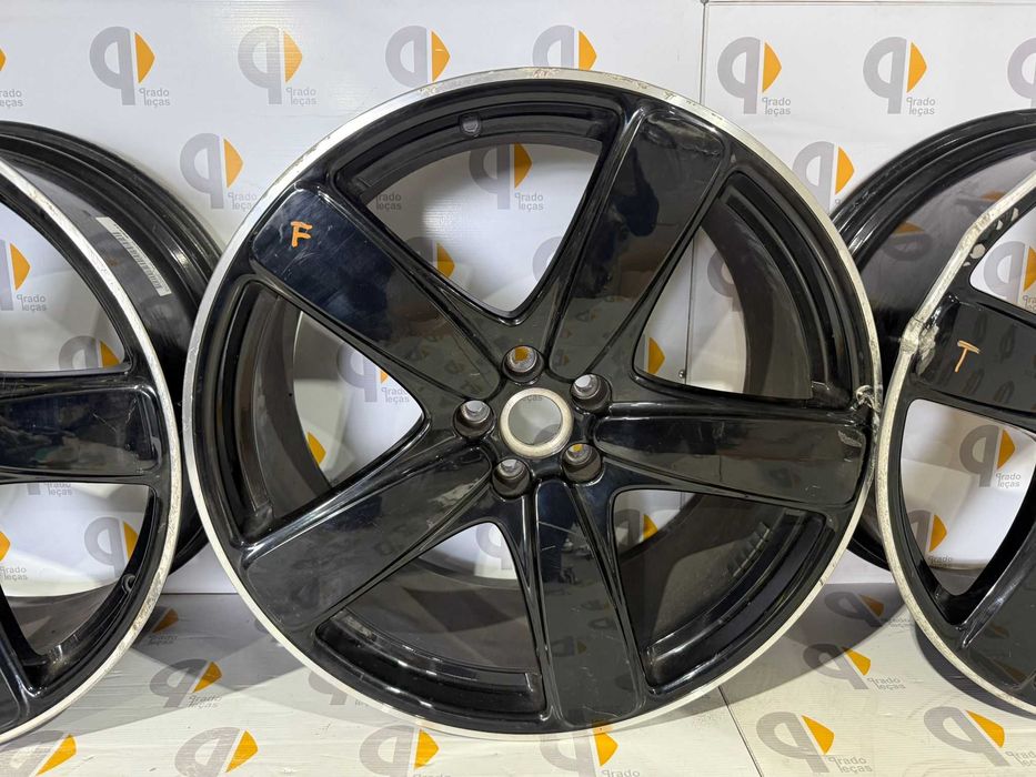 3 jantes porsche Macan Sport Classic II "21"