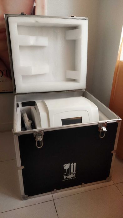 Equipamento de depilação IPL e de fotorejuvenescimento