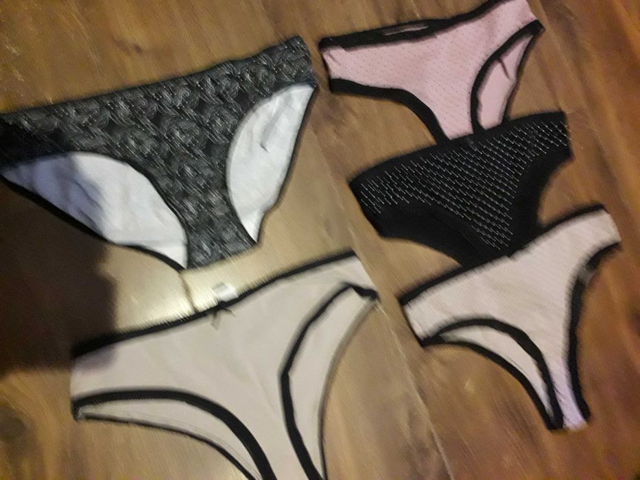 zestaw stringów majtek