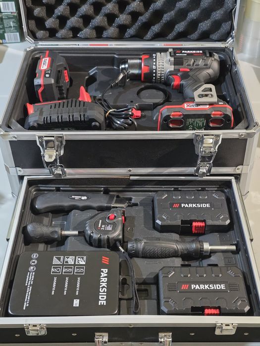 Aparafusadora de percussão Parkside