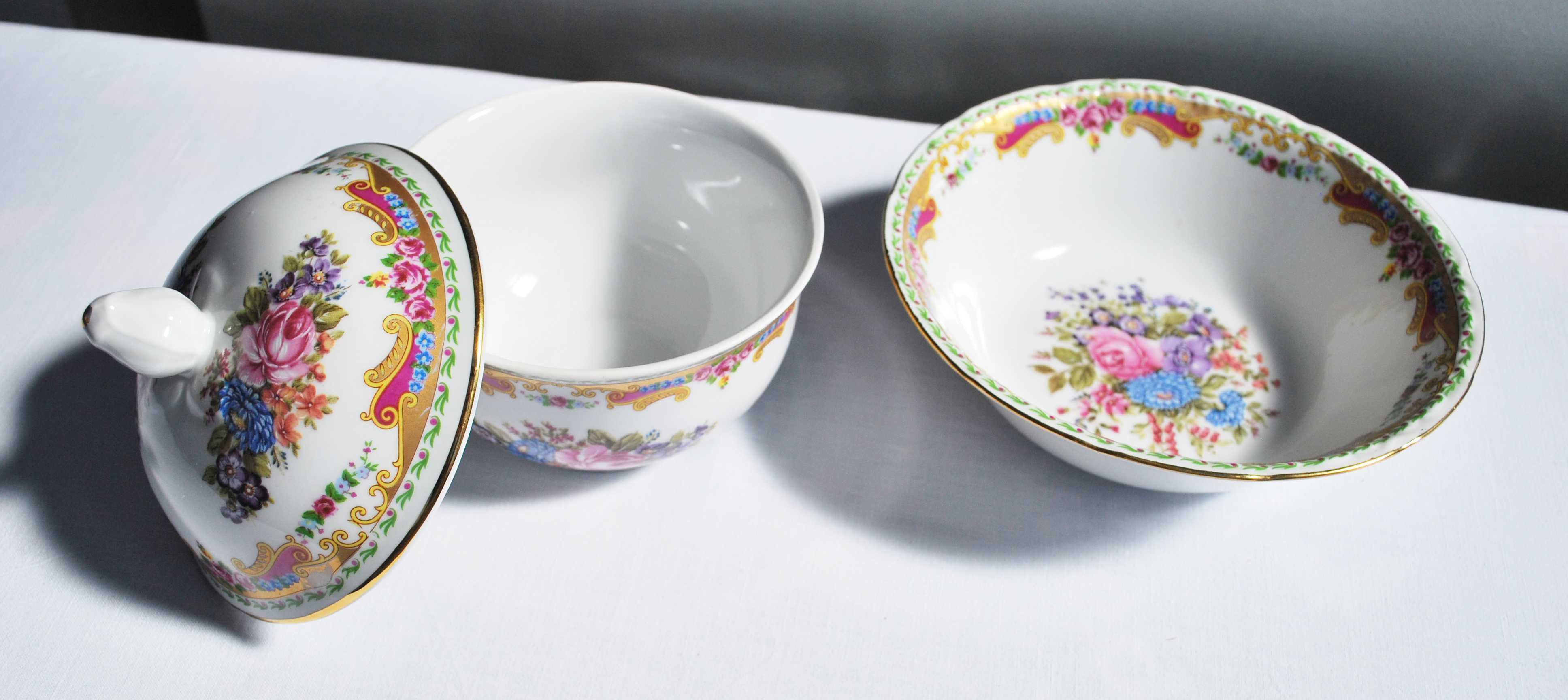 Guarda-jóias, taça e pequeno prato em porcelana Limoges
