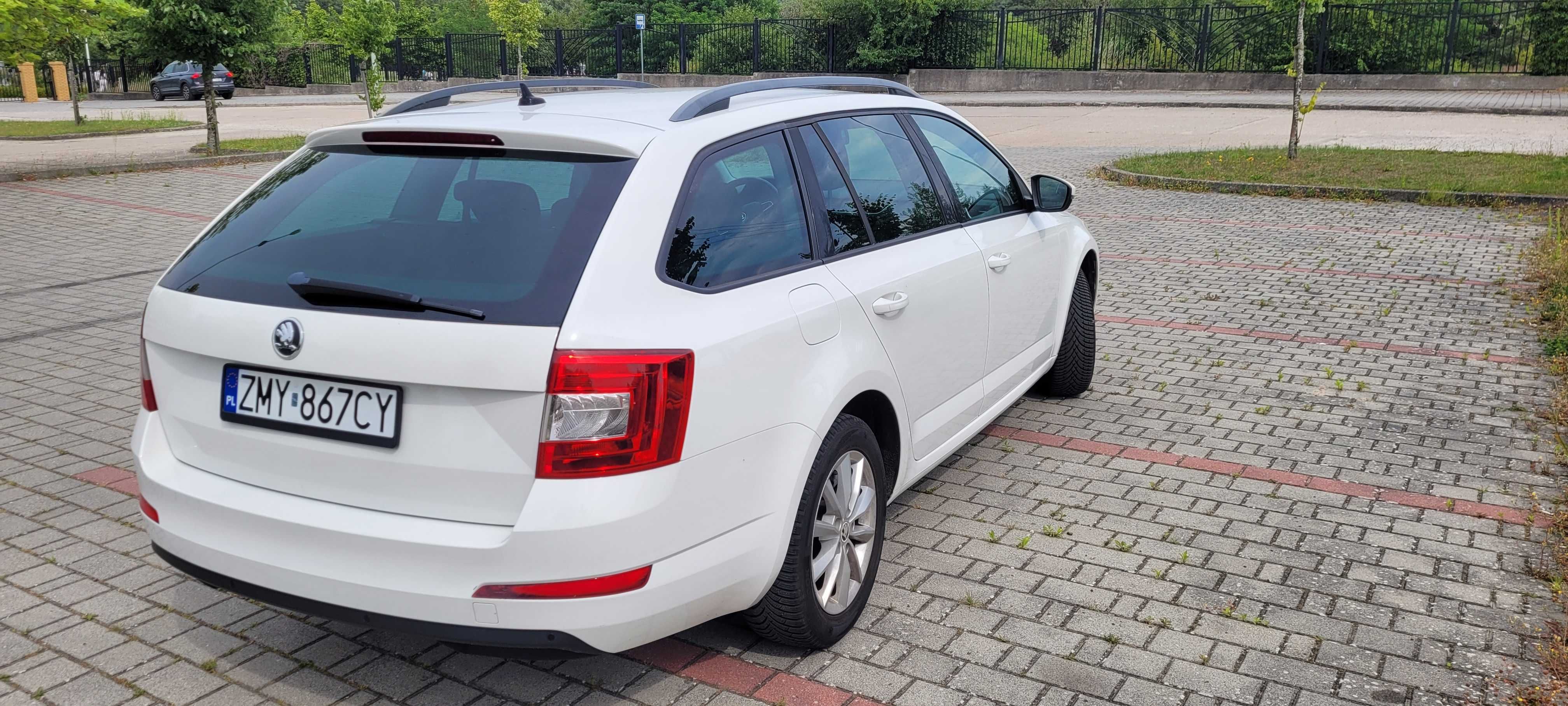 Sprzedam Skoda Octavia 1.6 TDI Ambition DSG Automat Nowy Rozrząd