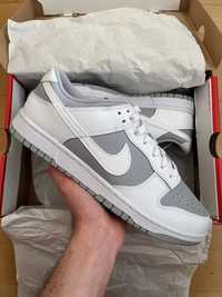 Dunk low white grey