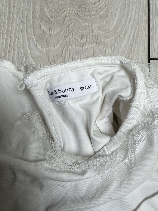 Біла нарядна сукня 98 розмір платье святкове sinsay