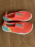 Sapatos de água em neoprene (como novos)