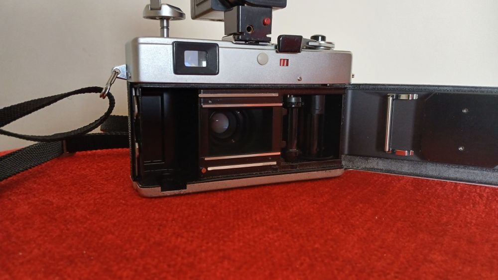 Máquina fotográfica canon canonet 28