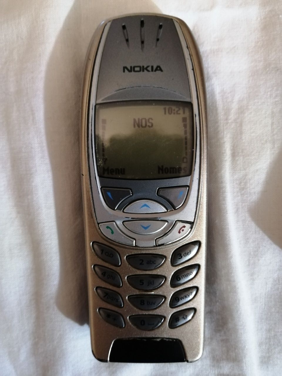 Vendo Nokia 8850 e 6210 como nóvos.