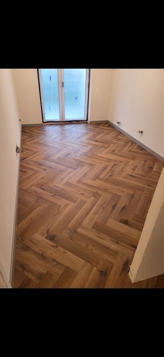 Montaz paneli i drzwi