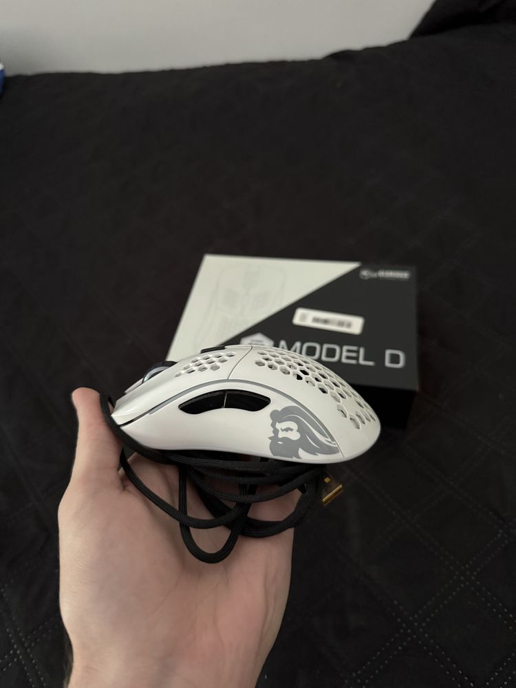 Glossy Glorious Model D Wired