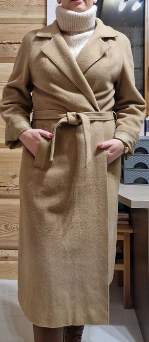 Kaszmirowy płaszcz typu szlafrok