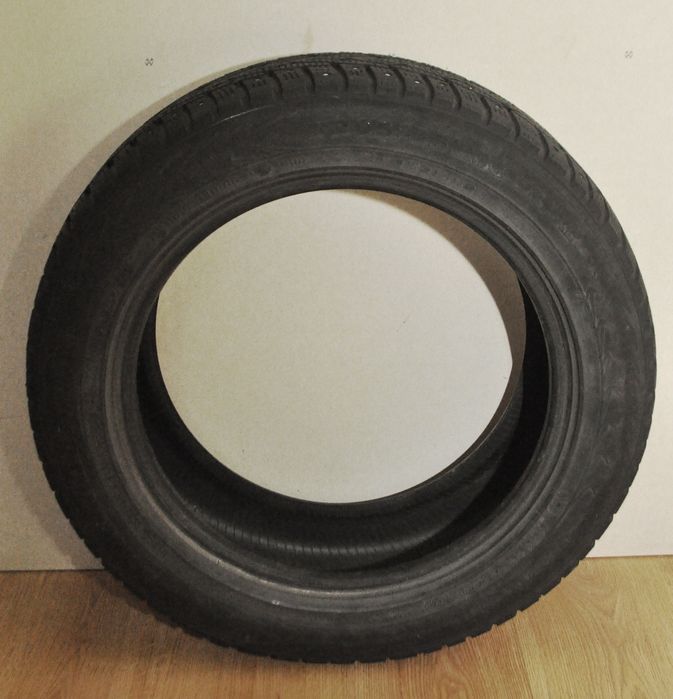 Резина зимова 16, nokian, шип.