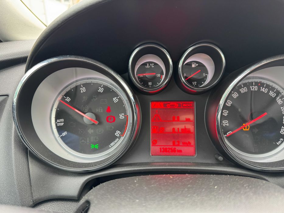 Opel ASTRA 1.6 CDTi 2016 rok Kombi Super Wyposażenie uszkodzony silnik